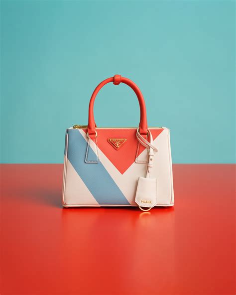 prada tasche weis|prada tasche orange.